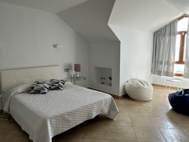 Apartamento con 3 Dormitorios  en Fuengirola