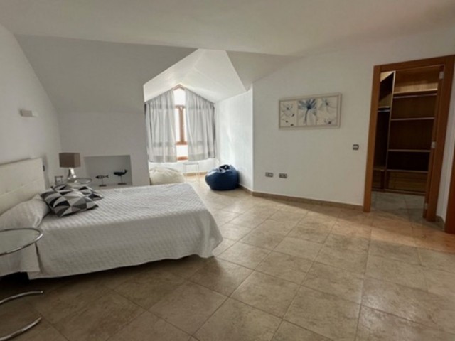 3 Makuuhuoneen Huoneisto Fuengirola