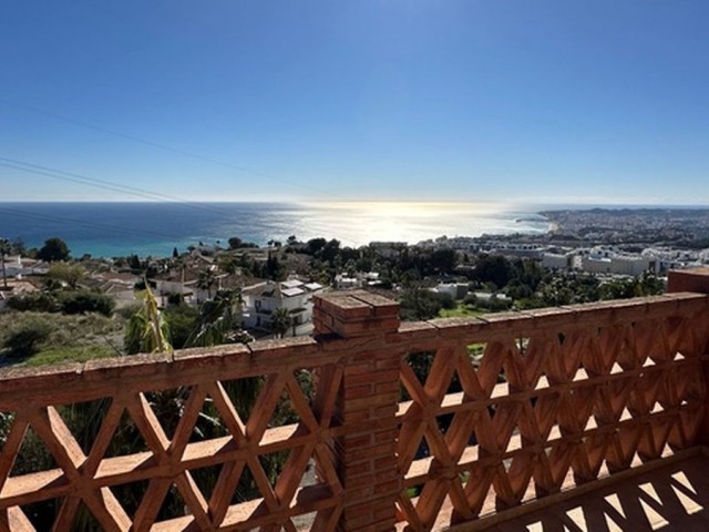 3 Bedrooms Apartment in Fuengirola
