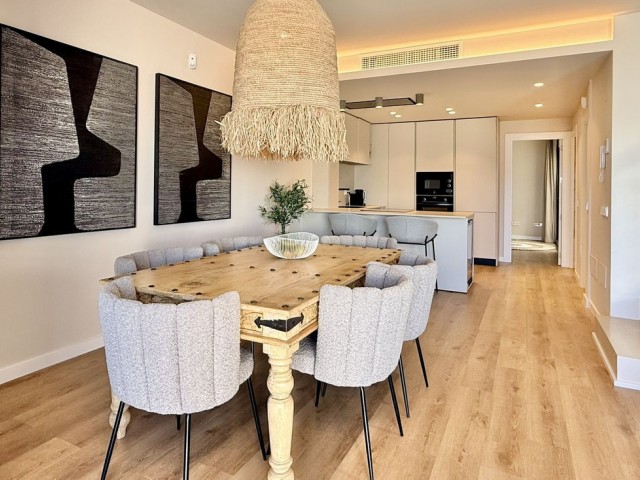 Maison mitoyenne avec 3 Chambres  à Elviria