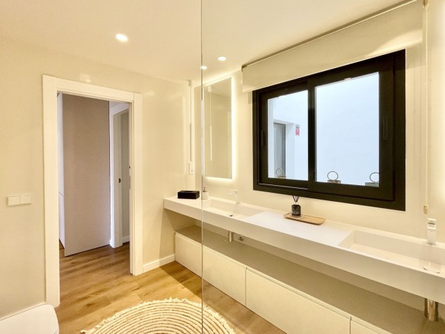 Maison mitoyenne avec 3 Chambres  à Elviria