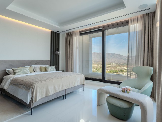 5 Bedrooms Villa in Mijas Golf