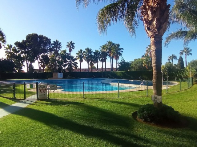 3 Bedrooms Apartment in Calahonda