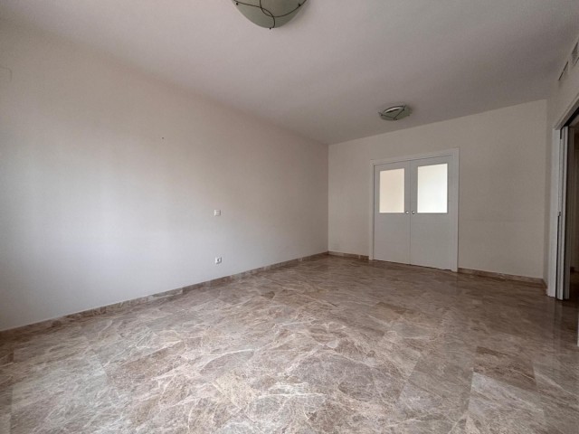 3 Bedrooms Townhouse in Nueva Andalucía