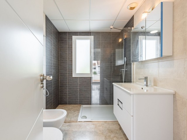 3 Schlafzimmer Reihenhaus in Nueva Andalucía