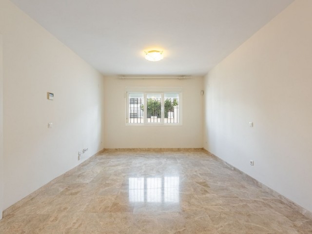 3 Schlafzimmer Reihenhaus in Nueva Andalucía