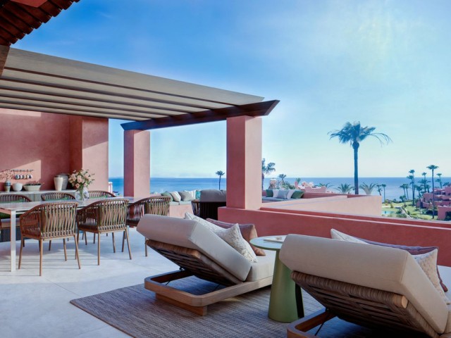 Penthouse, New Golden Mile