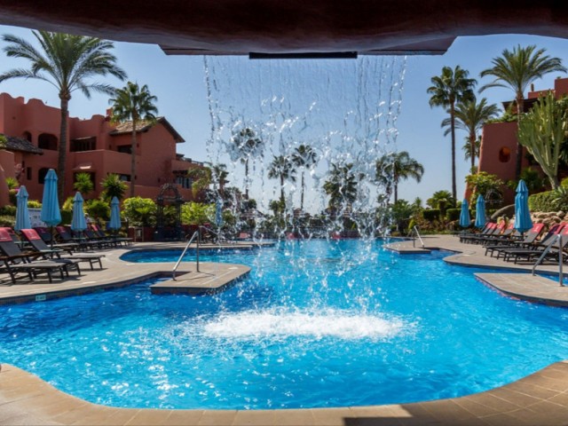 Penthouse avec 3 Chambres  à New Golden Mile