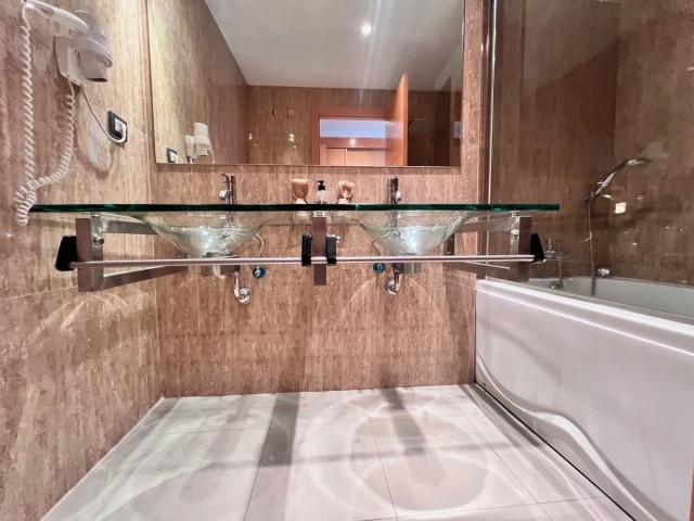 2 Bedrooms Apartment in Estepona