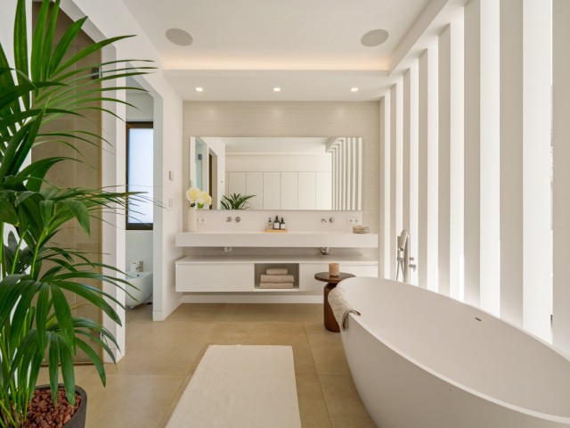 5 Schlafzimmer Villa in Nueva Andalucía