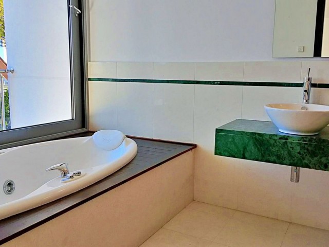 5 Sovrums Villa i Sierra Blanca