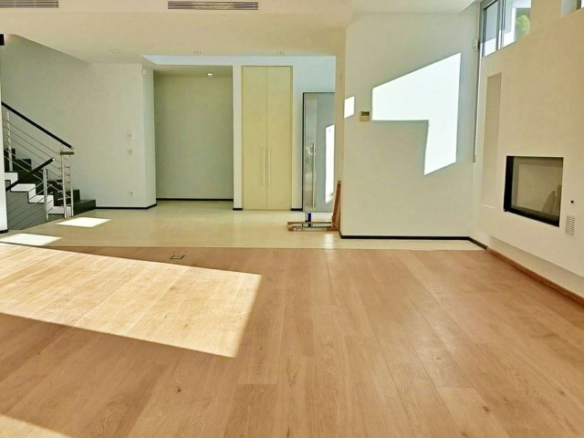 5 Bedrooms Villa in Sierra Blanca