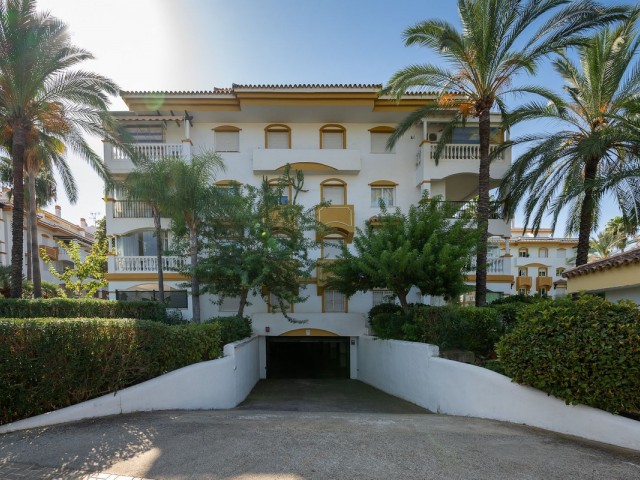 Apartment, Puerto Banús, R5236090