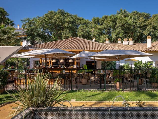 2 Bedrooms Apartment in Puerto Banús