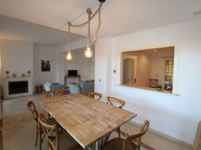 Appartement avec 3 Chambres  à San Roque Club