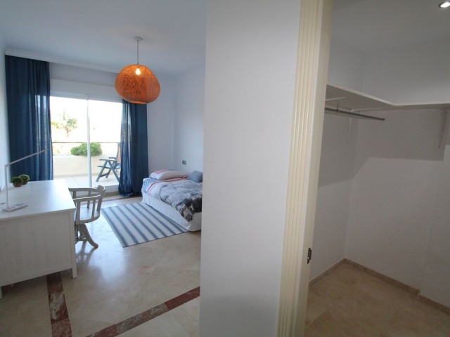 Appartement avec 3 Chambres  à San Roque Club
