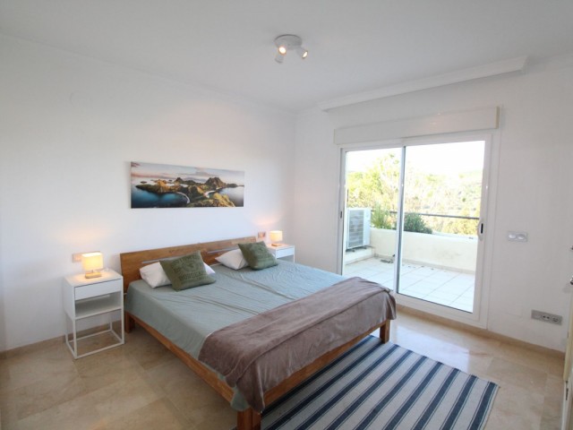 Appartement avec 3 Chambres  à San Roque Club