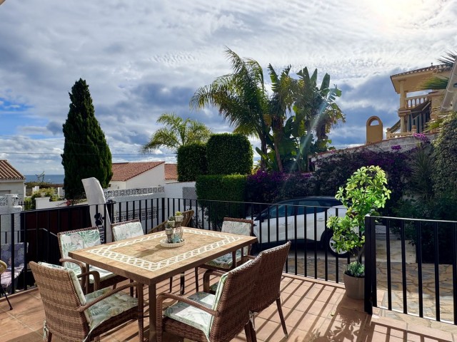 4 Bedrooms Villa in La Duquesa