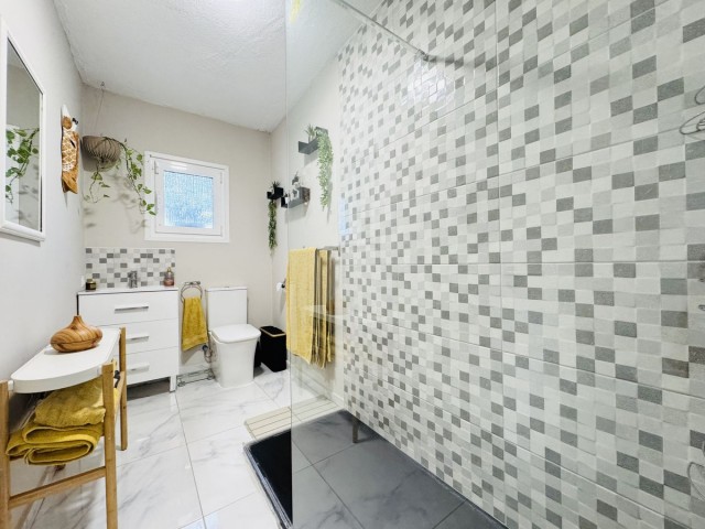 4 Bedrooms Villa in La Duquesa