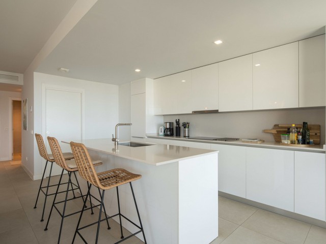 Appartement avec 4 Chambres  à Estepona