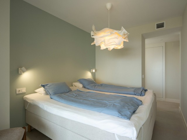 Appartement avec 4 Chambres  à Estepona