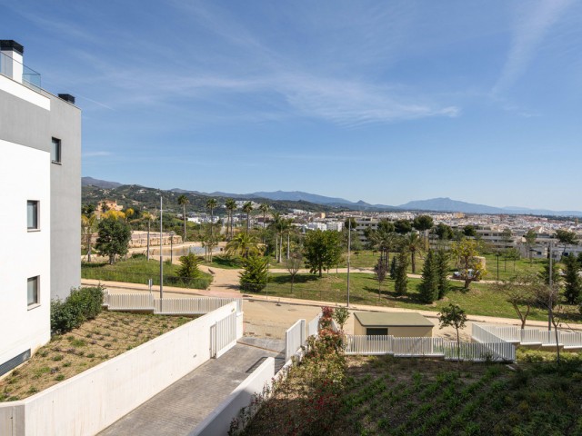 Appartement avec 4 Chambres  à Estepona