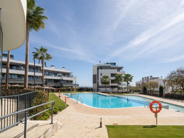 Appartement avec 4 Chambres  à Estepona