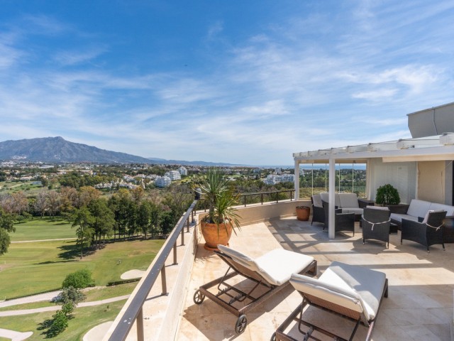 Penthouse in Estepona