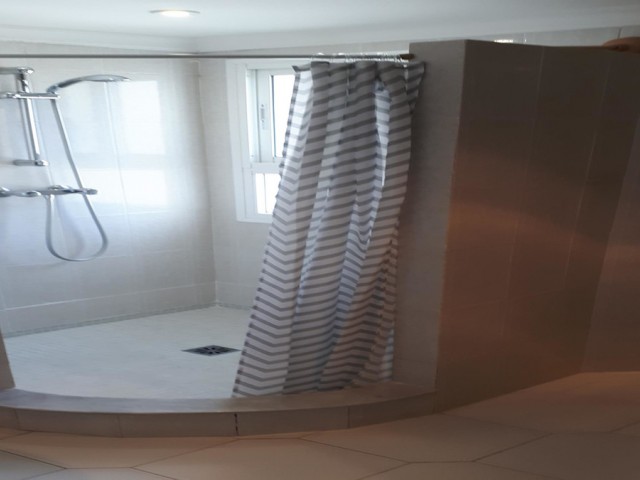 3 Schlafzimmer Villa in Miraflores