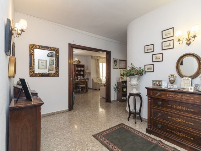 5 Schlafzimmer Apartment in Málaga Centro