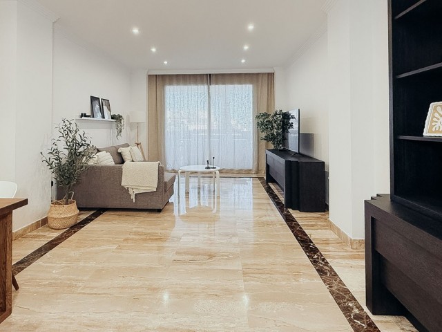 3 Bedrooms Apartment in Estepona