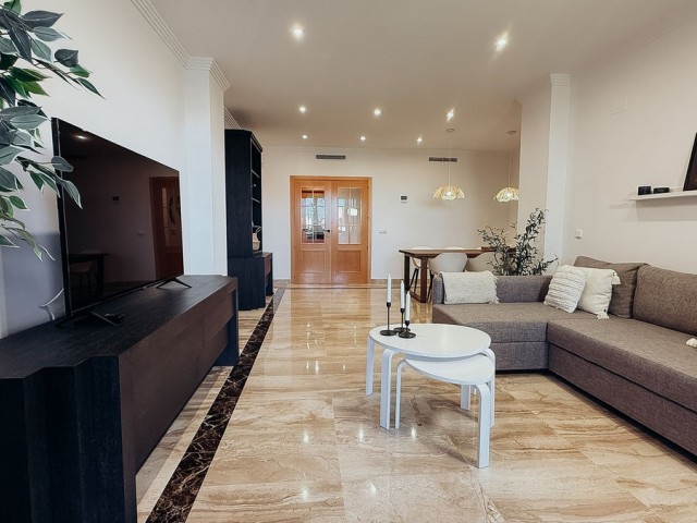 3 Bedrooms Apartment in Estepona