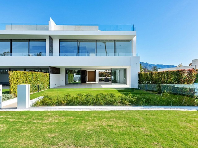 Villa The Golden Mile - R5151622