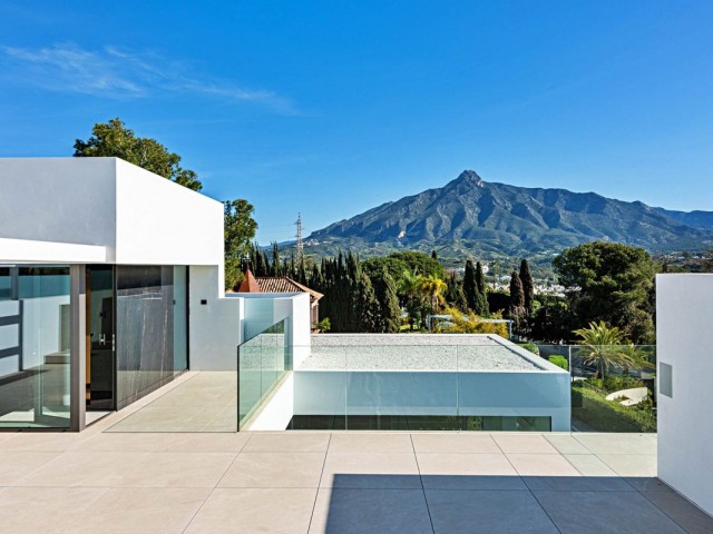 3 Bedrooms Villa in The Golden Mile