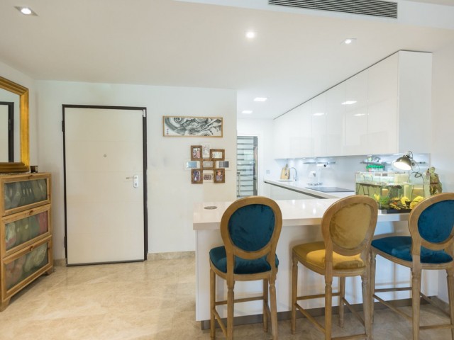 2 Soveroms Leilighet i Nueva Andalucía