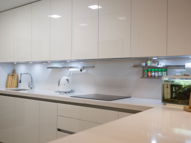 2 Soveroms Leilighet i Nueva Andalucía