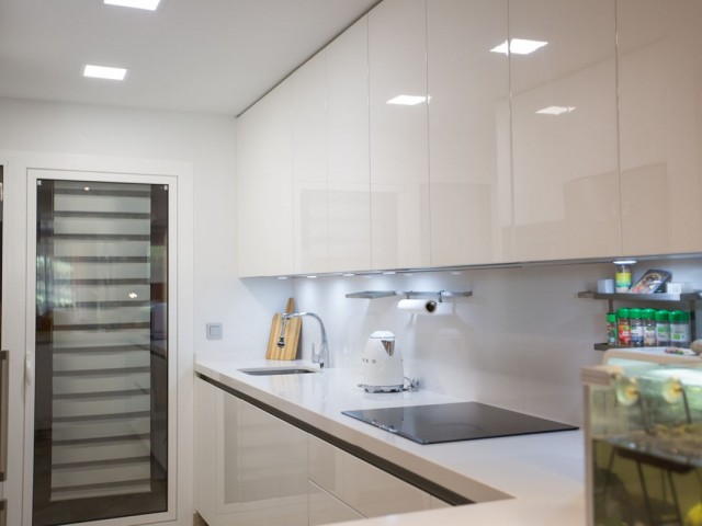 2 Soveroms Leilighet i Nueva Andalucía