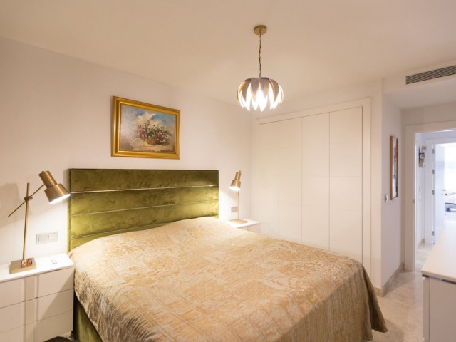 2 Soveroms Leilighet i Nueva Andalucía