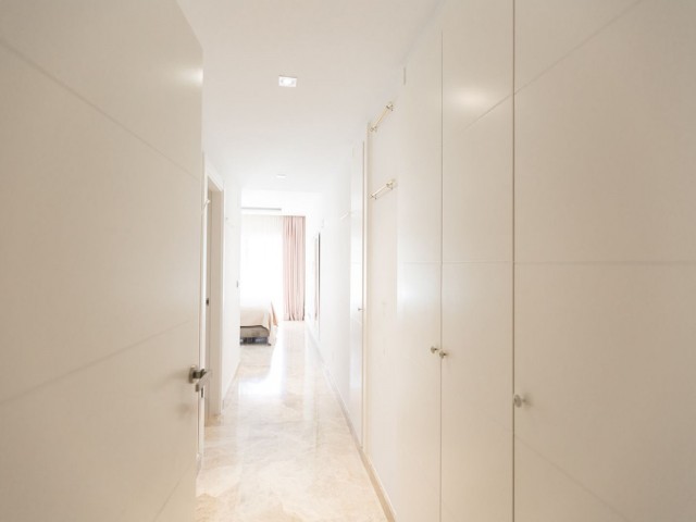 2 Soveroms Leilighet i Nueva Andalucía