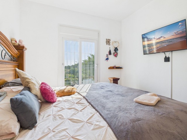 4 Bedrooms Villa in Estepona