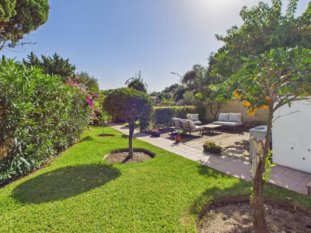 4 Bedrooms Villa in Estepona