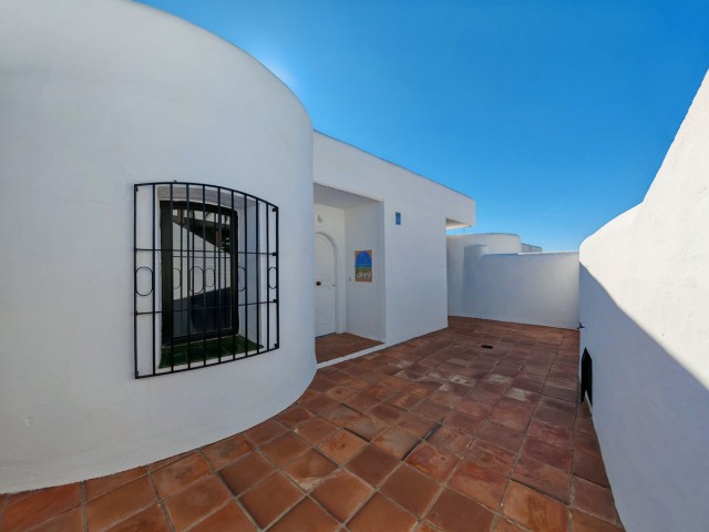 2 Soveroms Rekkehus i Cabopino