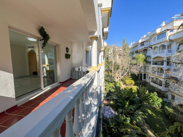 Apartment, The Golden Mile, R5236693