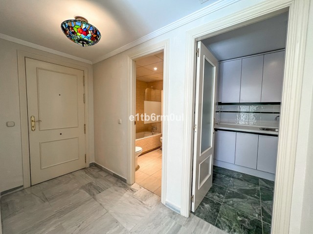 Apartment, The Golden Mile, R5236693