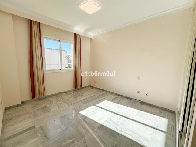 2 Bedrooms Apartment in The Golden Mile