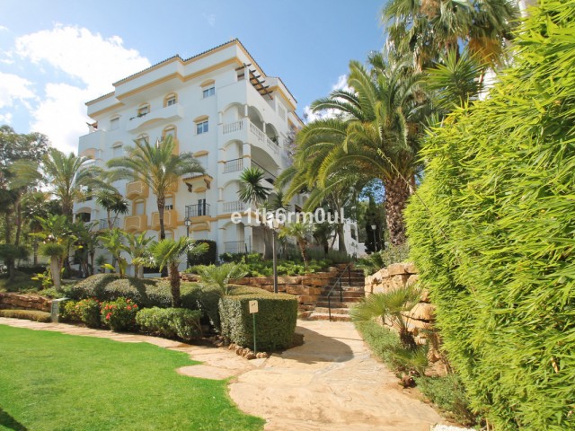 2 Bedrooms Apartment in The Golden Mile