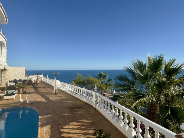 5 Bedrooms Villa in Torremuelle