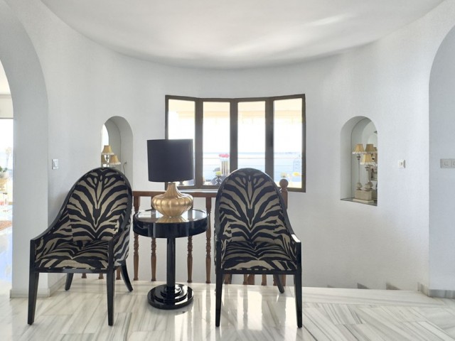 5 Bedrooms Villa in Torremuelle