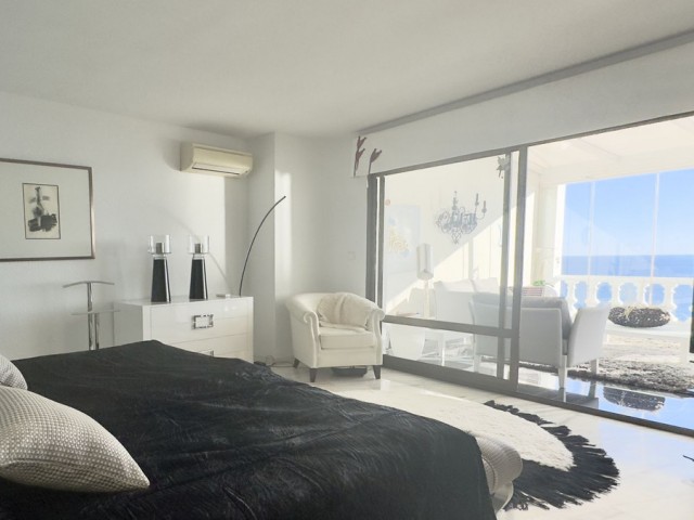 5 Bedrooms Villa in Torremuelle