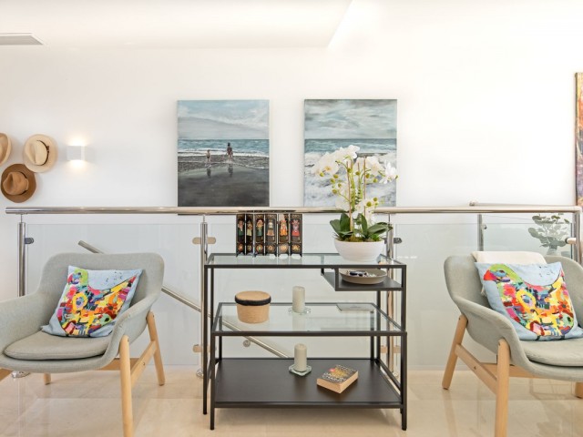 4 Schlafzimmer Reihenhaus in Nueva Andalucía